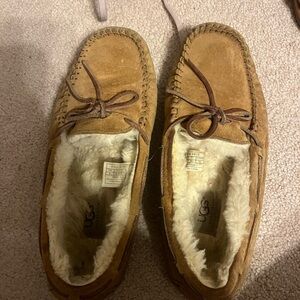 UGG Womens Tan Moccasin Slippers